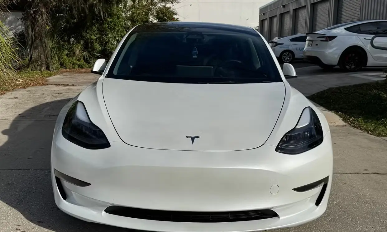 White 2023 Tesla Model 3
